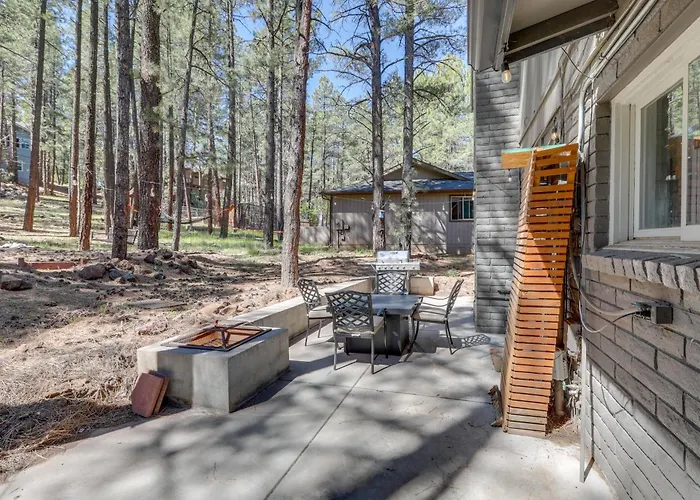 Bring Your Pets! Family Haven W/ Yard Сasa de vacaciones Flagstaff