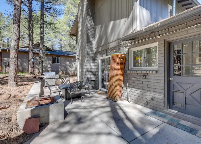 Bring Your Pets! Family Haven W/ Yard *